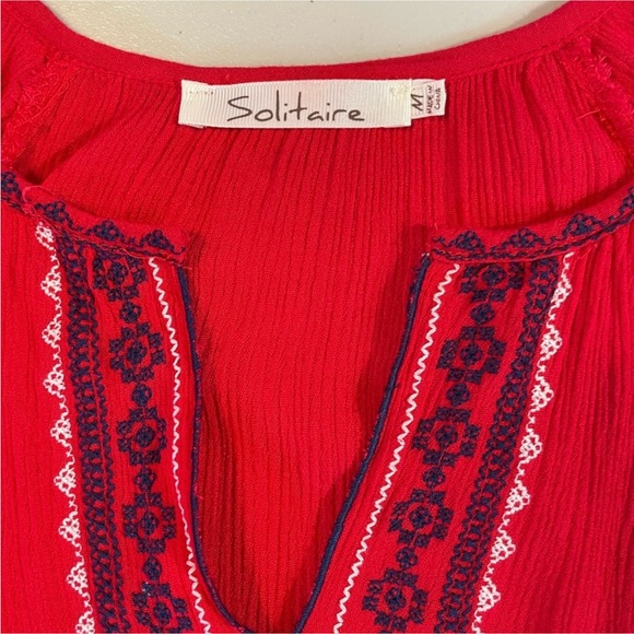 Solitaire Medium Scarlet Lightweight Embroidered Blouse with 3/4 sleeves GUC - Picture 2 of 7